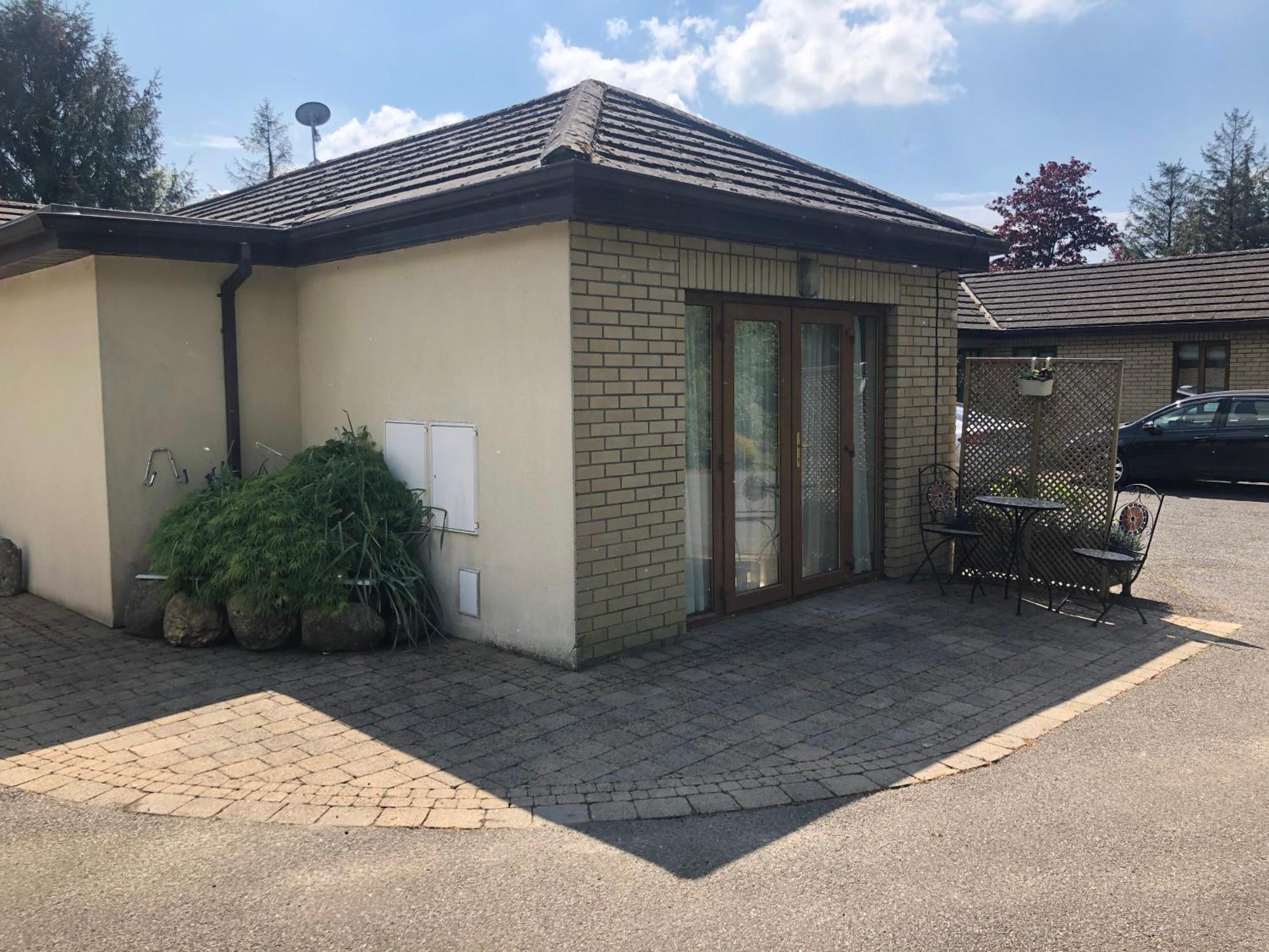 Borodino Studio Apartment Enniscorthy Esterno foto